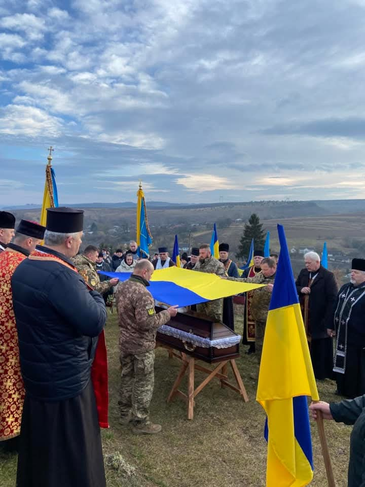 Ще одна громада на Тернопільщині попрощалася із загиблим Героєм